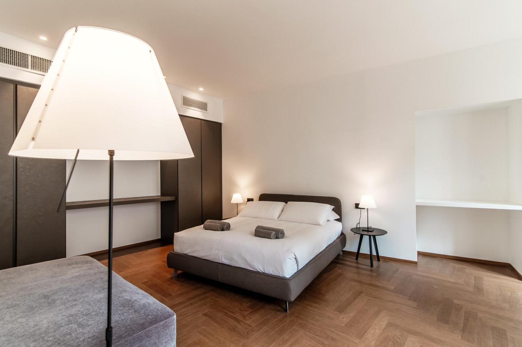 Apartamento Dome'S Magic - The House Of Travelers Como Exterior foto