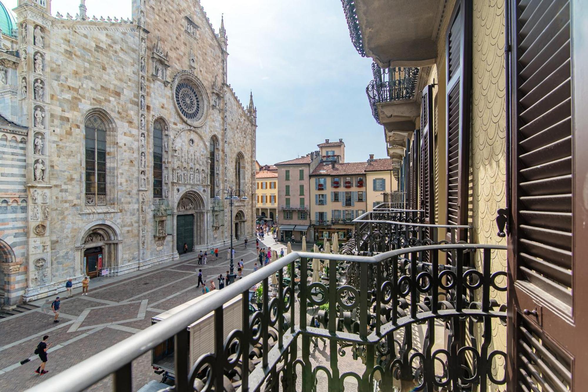 Apartamento Dome'S Magic - The House Of Travelers Como Exterior foto
