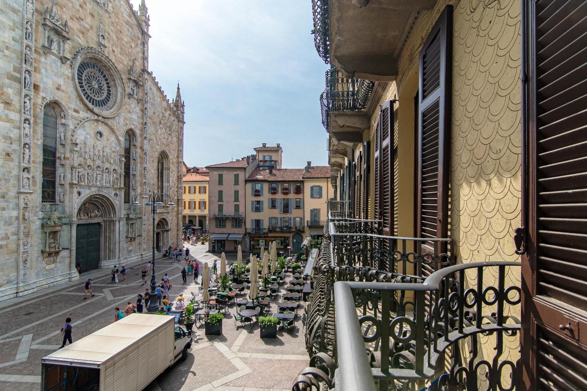 Apartamento Dome'S Magic - The House Of Travelers Como Exterior foto