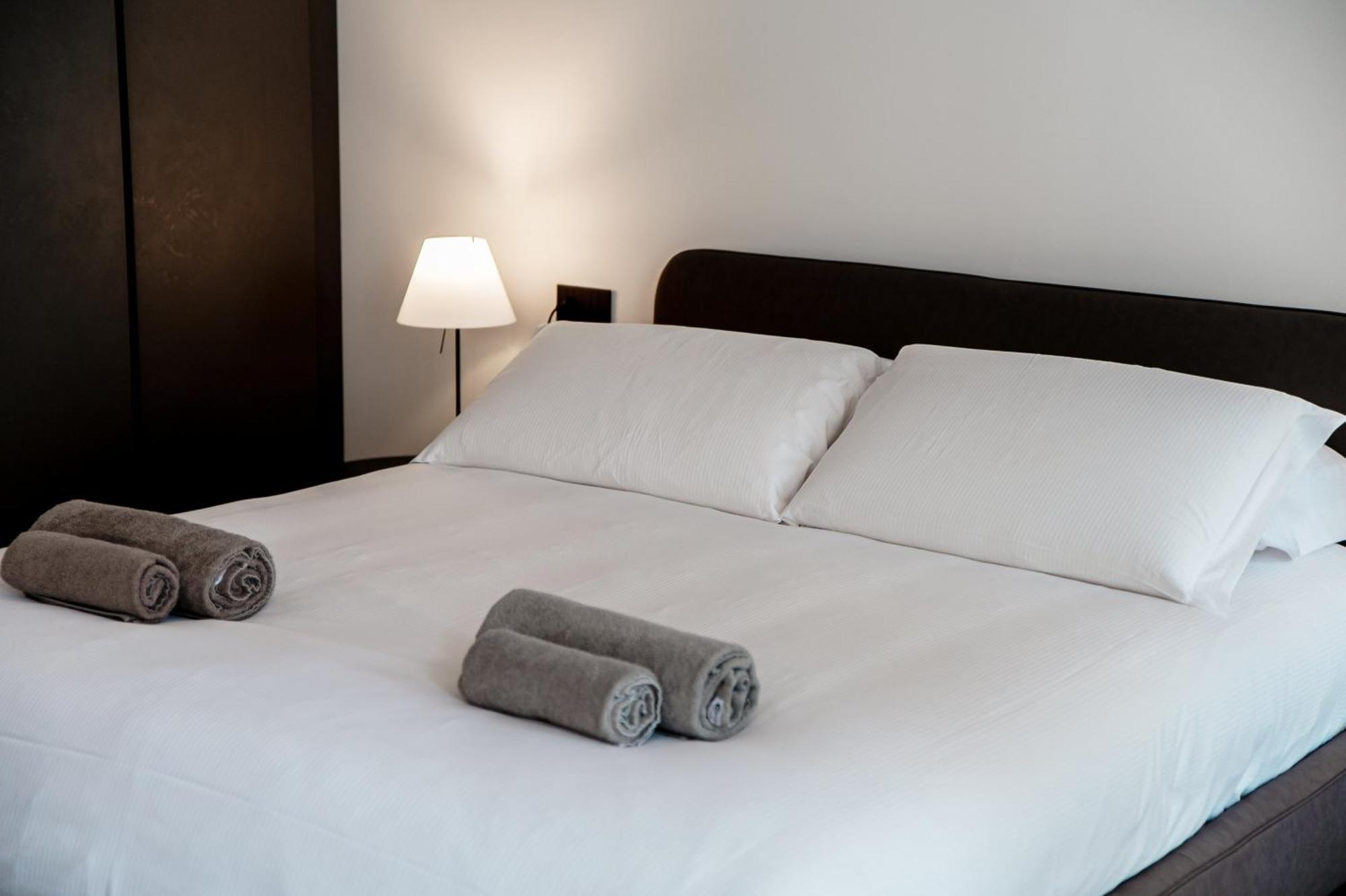 Apartamento Dome'S Magic - The House Of Travelers Como Exterior foto