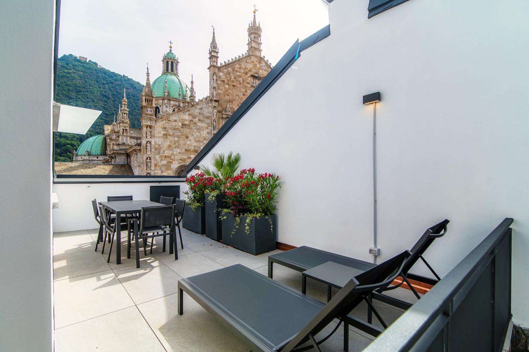 Apartamento Dome'S Magic - The House Of Travelers Como Exterior foto